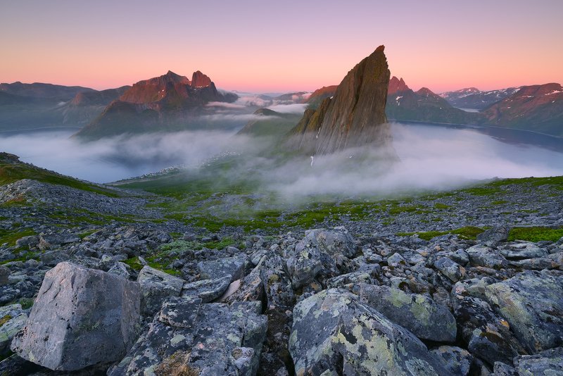 Парус над облаками... фото превью