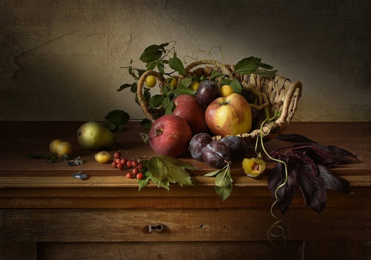 Ароматный август. Автор: Шипунова Ирина , Шипунова Ирина