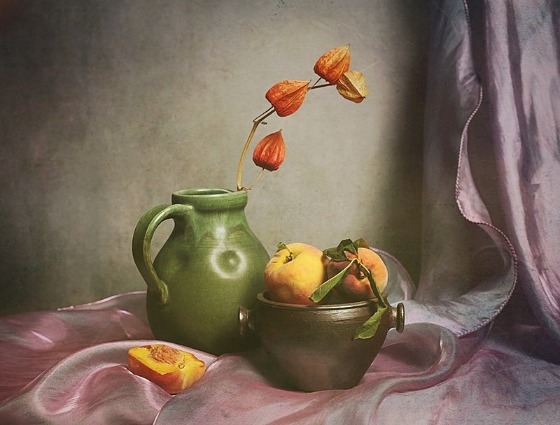 martwa natura z brzoskwiniamiphoto preview