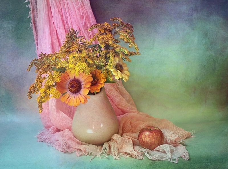 martwa  natura cynie i jabłkophoto preview