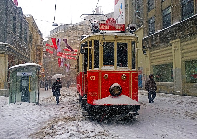street,winter,landscape,view,art,snow,humans,travel,tram,freedom,peace,image,life, SNOWphoto preview