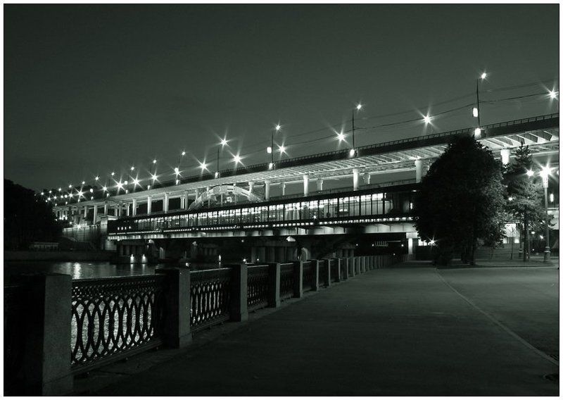 москва, мост, вечер, воробьевы горы, метро, огни Мост на Воробьевыхphoto preview