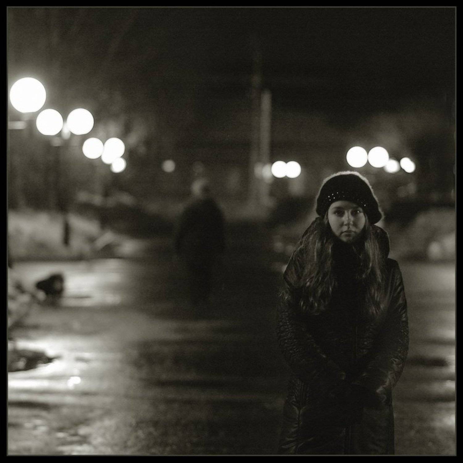 девушка, фонарь, ночь, улица, Сергей Дужников