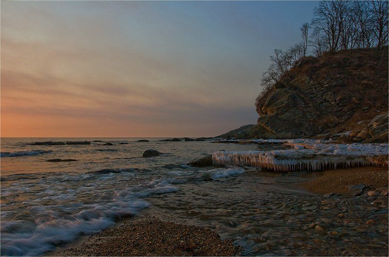 Пейзаж про море, утро и веснуphoto preview
