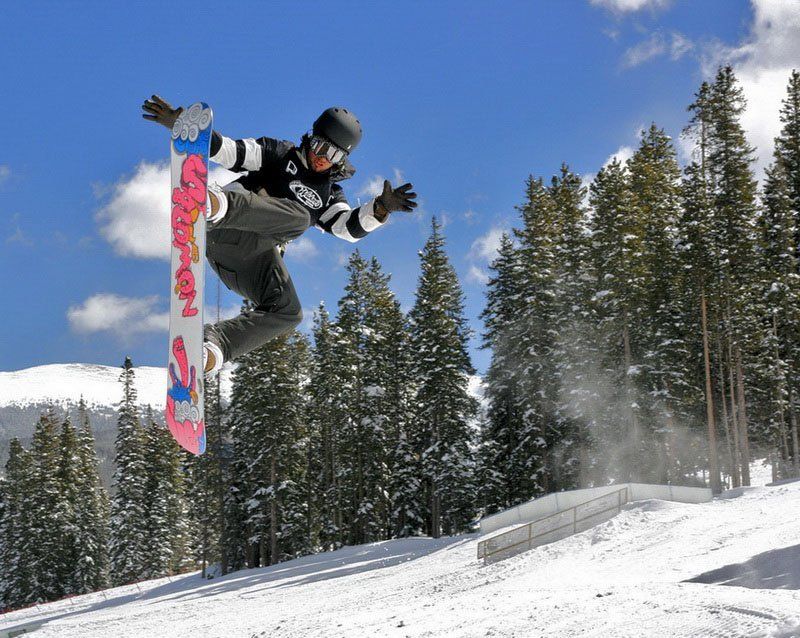 горные лыжи. Учимся летать.photo preview