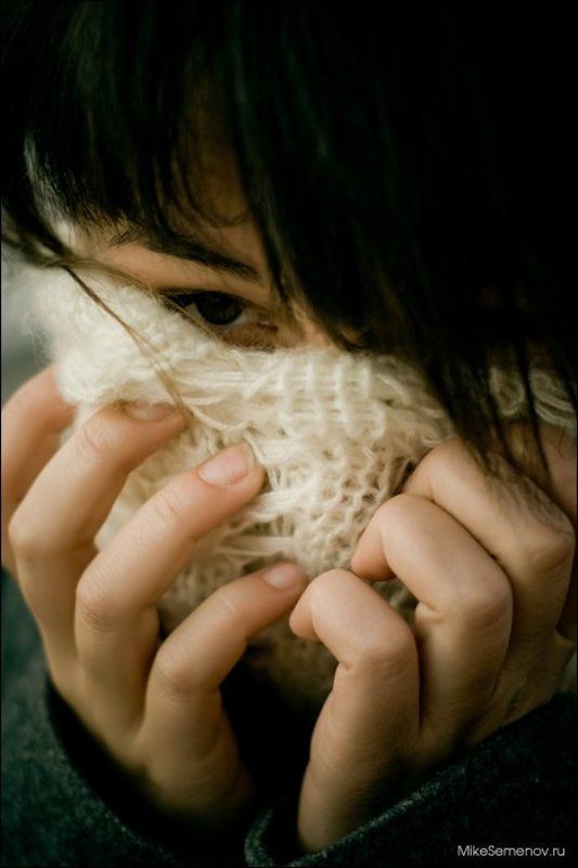 Укрываясь от...photo preview