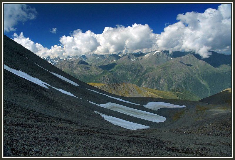 горы , алтай Выше только облака фото превью