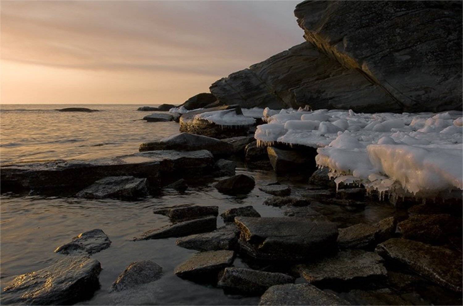 *. Автор: Mart утро, море, весна, Mart