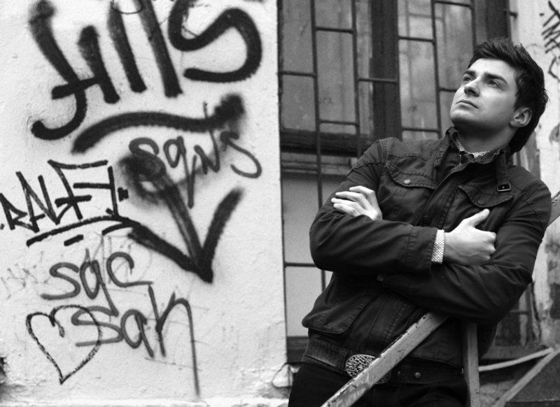 Как нелепо жить вниз головой когда такое небо есть надо мной...(С. Трофимов)photo preview