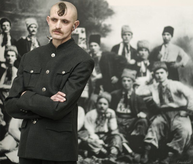 чужой среди своихphoto preview