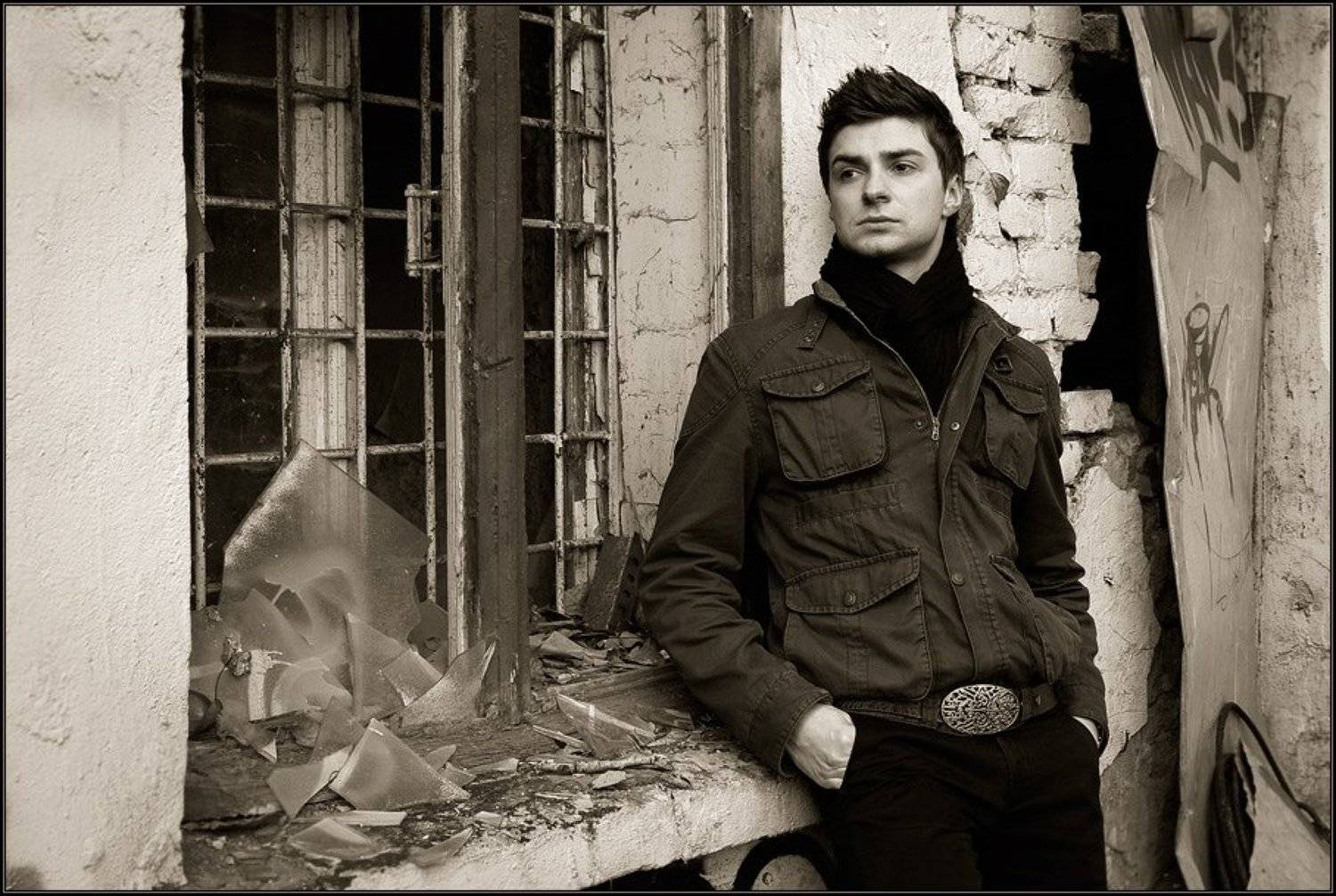 О Д И Н !. Автор: Gemini москва, город, весна, любовь, одиночество,, Gemini