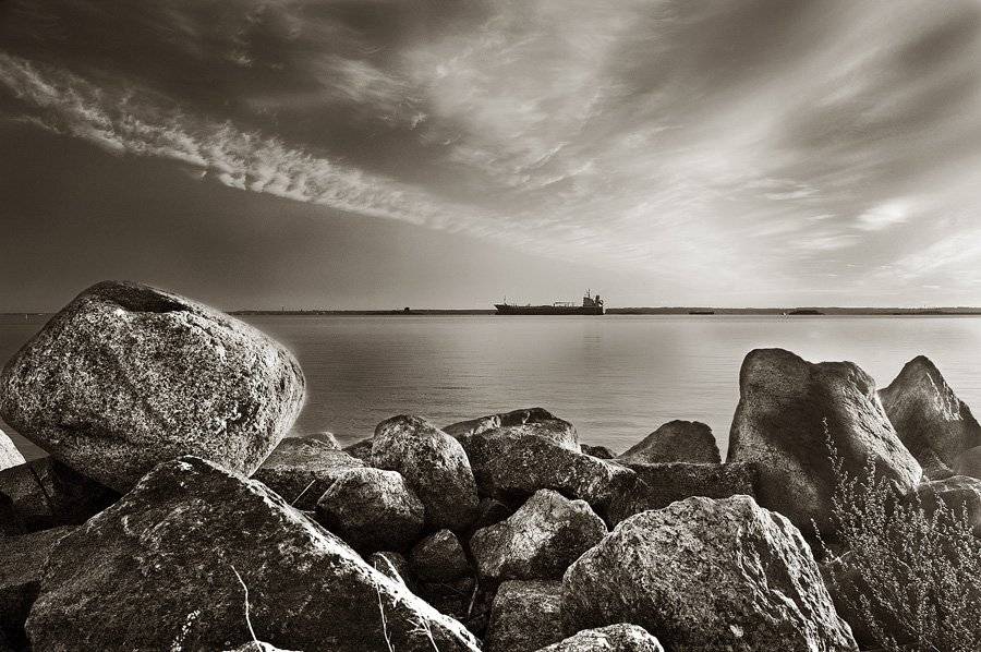 Фарватер. Автор: Евгений Пугачев. сухогруз,финский залив,кронштадт, Евгений Пугачев.