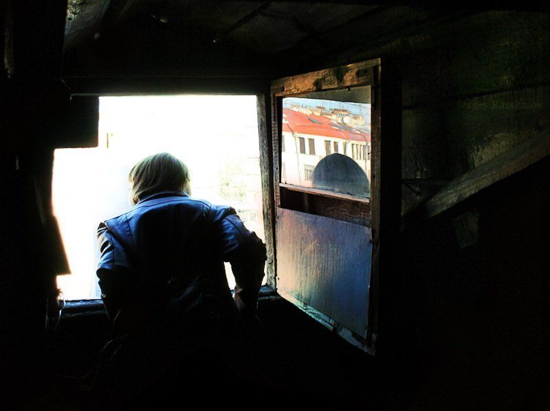 окно, чердак, крыши, силуэт, свет, отражение, петербург Взгляд..photo preview