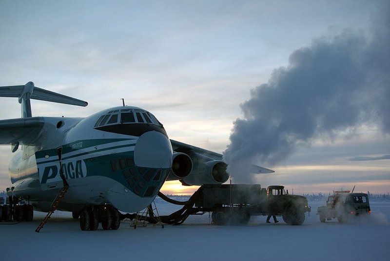 аэропорт,самолёт Будни аэропортаphoto preview