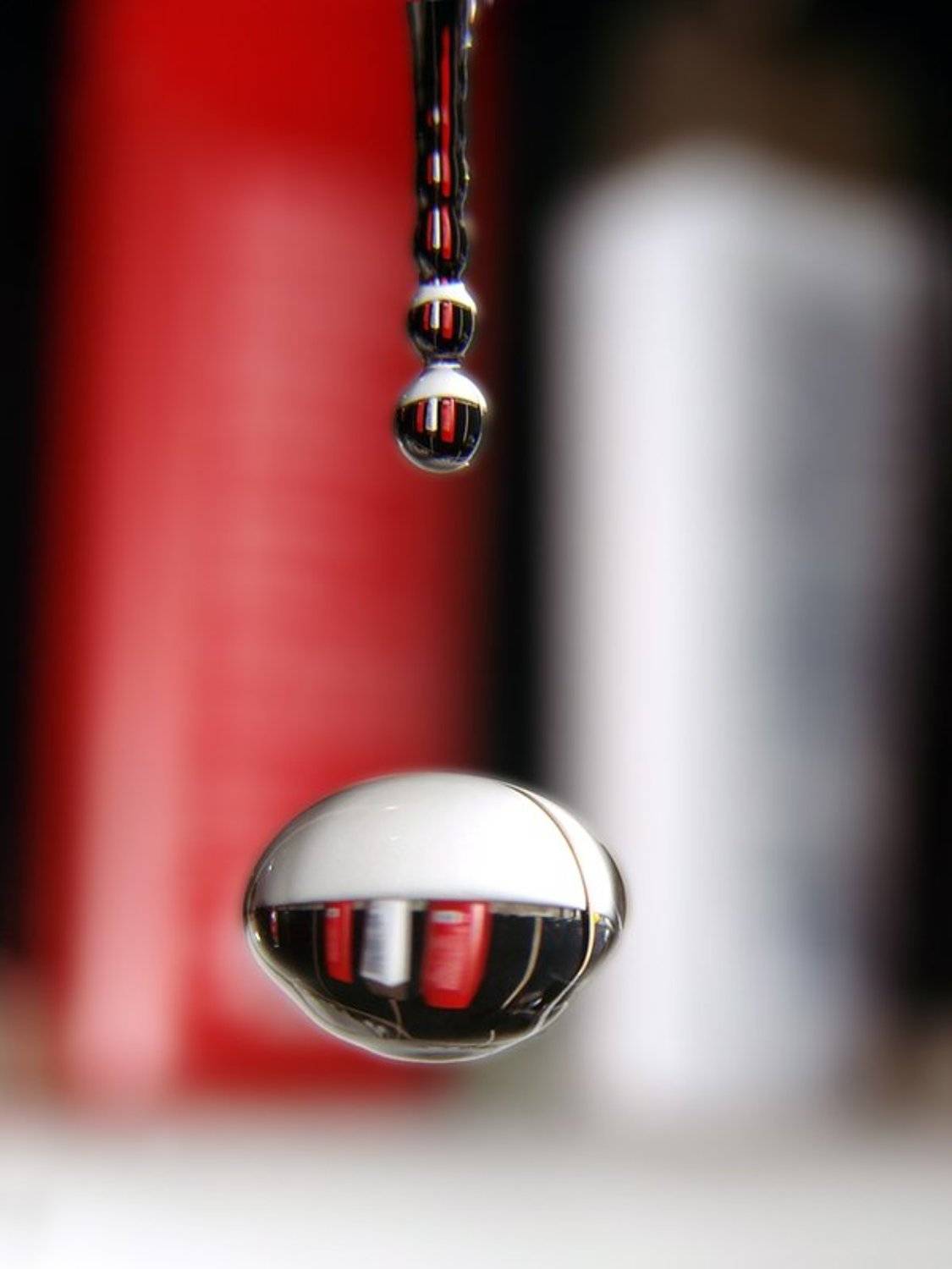 "Миг жизни". Автор: Олег Клочков капля, Олег Клочков