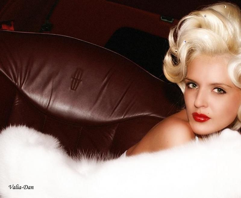 Почти Монроphoto preview