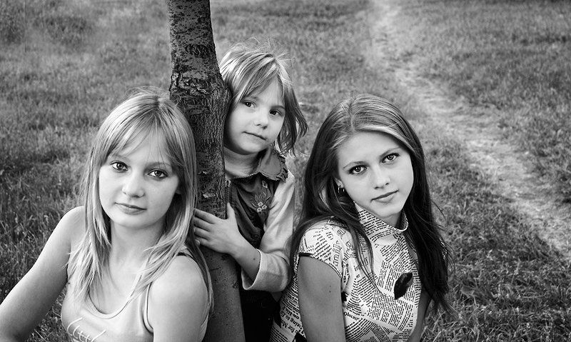 девочки,молодость,родство,любовь Сёстры...photo preview