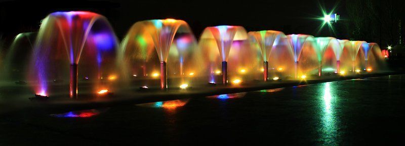 фонтаны, поклонка. Вода в цветеphoto preview