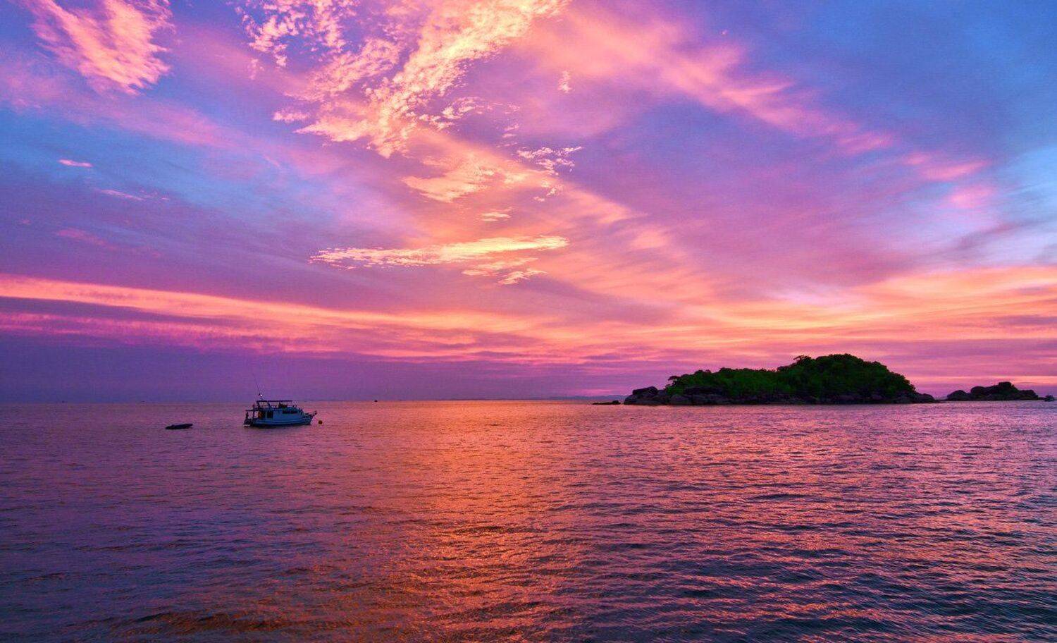 Рассвет на Симиланских островах. Автор: Valentin Ayupov рассвет, острова, море, океан, Valentin Ayupov