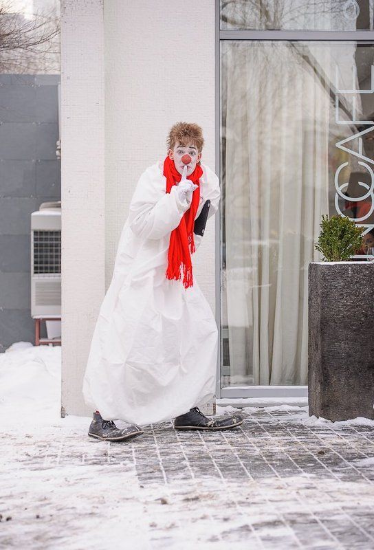 клоун Крадущийся Клоун, затаившийся дракон!photo preview