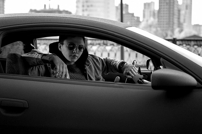 #портрет #portrait #portrait_perfection #bestphotorussian #pixelection #menportrai #мужскойпортрет #съемкасовспышкой #фотопрогулка #streetshot #street #фотосессиясавто #фотосессиявмоскве #москвасити #фотограф #максимкоротовских #москва #россия #nikon Попутчикphoto preview