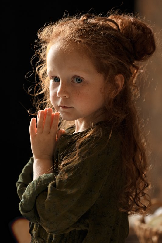 дети, девочка, портрет, красота, рыжеволосая, свет Лизаphoto preview