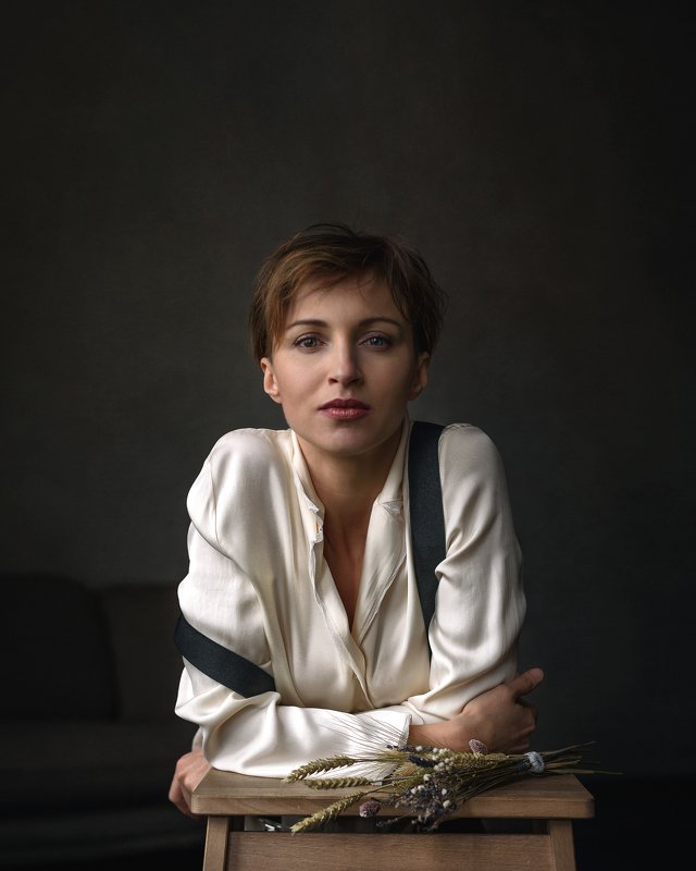 портрет, женский портрет, портрет в студии Светаphoto preview