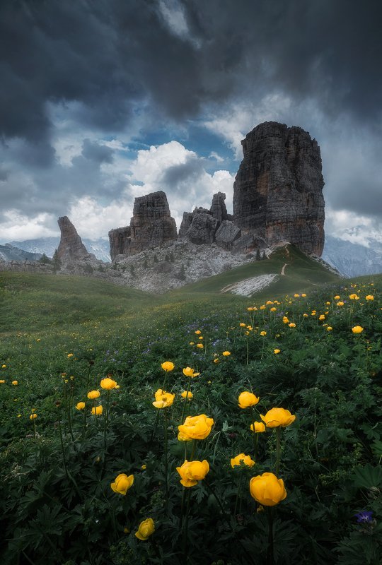 italy Cinque Torriphoto preview