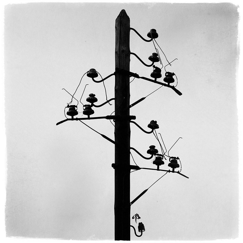 Разорванные связи Broken linksphoto preview