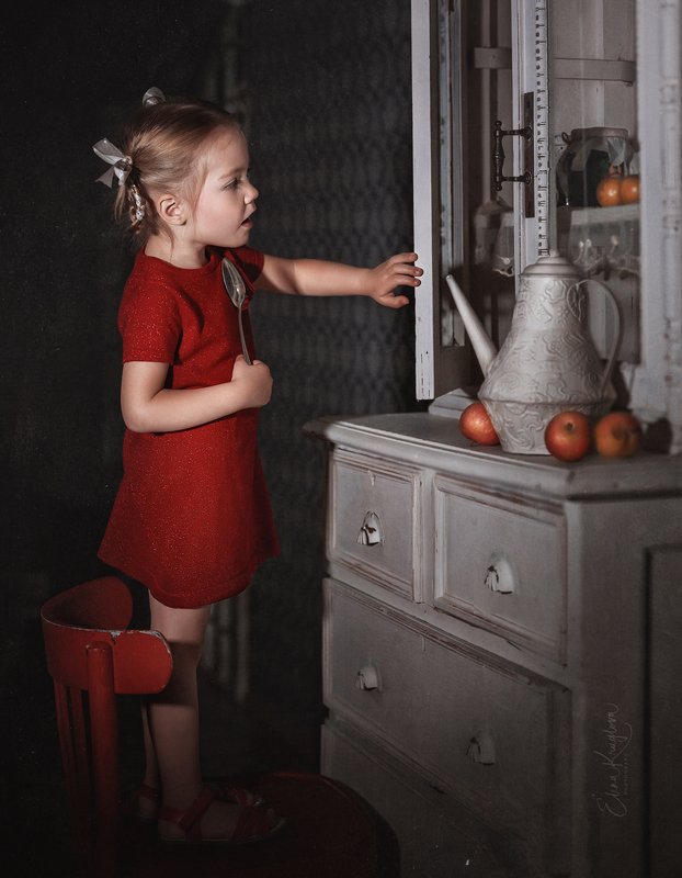 девочка, дети, фото, мультфильм ,иллюстрация, образ, винтаж, ретро Девочка и вареньеphoto preview