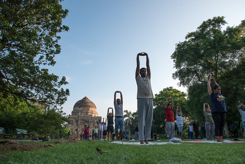 yoga delhi street report india Morning Yogaphoto preview