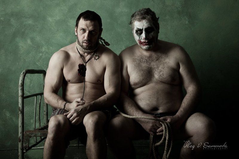 сумасшедший цветочник и его клоунphoto preview