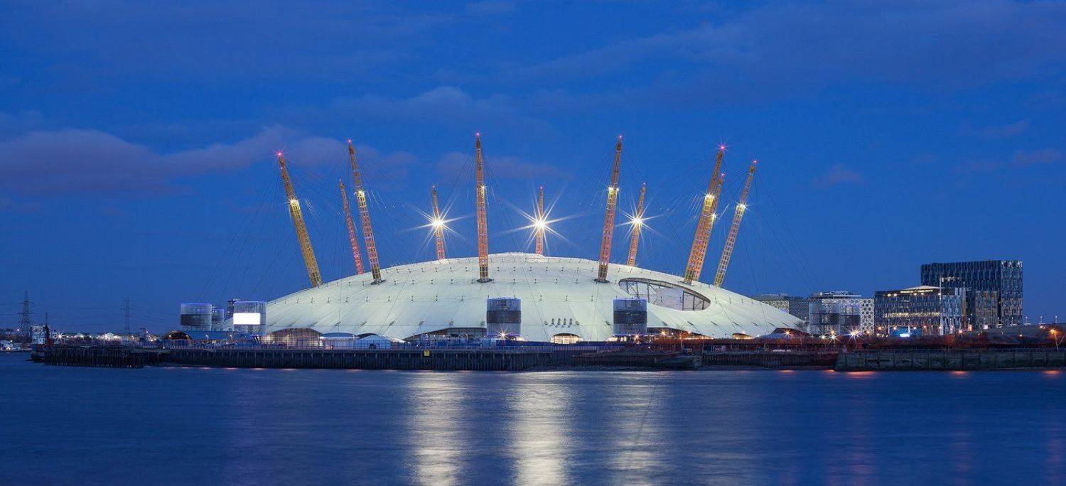 London: O2 Arena. Автор: Alex Darkside uk, london, o2 arena, blue hour, англия, лондон, Alex Darkside