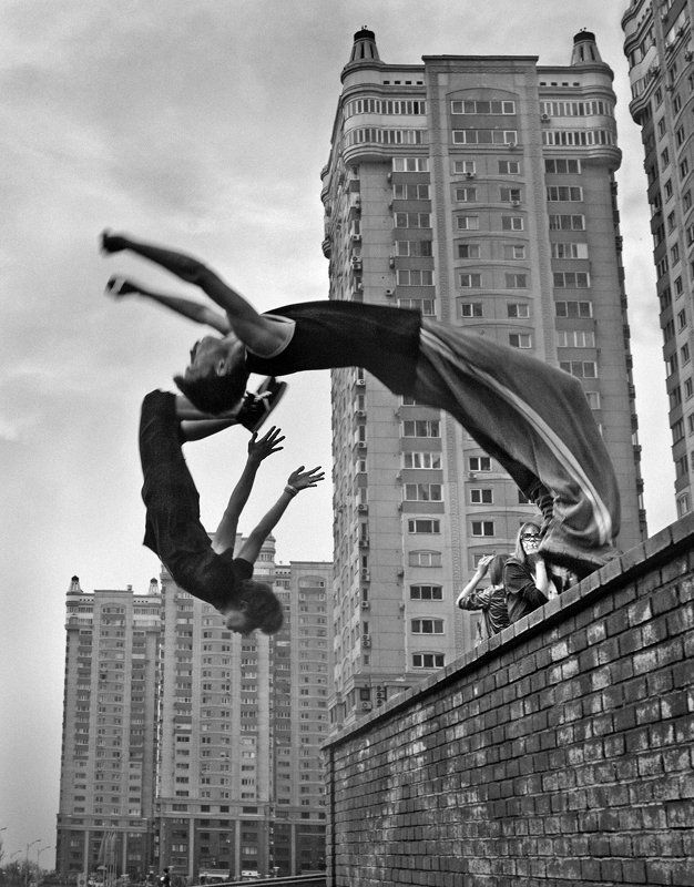 Паркур - непреодолимое желание летать ...photo preview