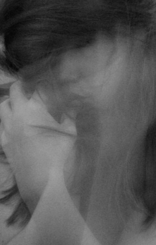 Игра в две рукиphoto preview