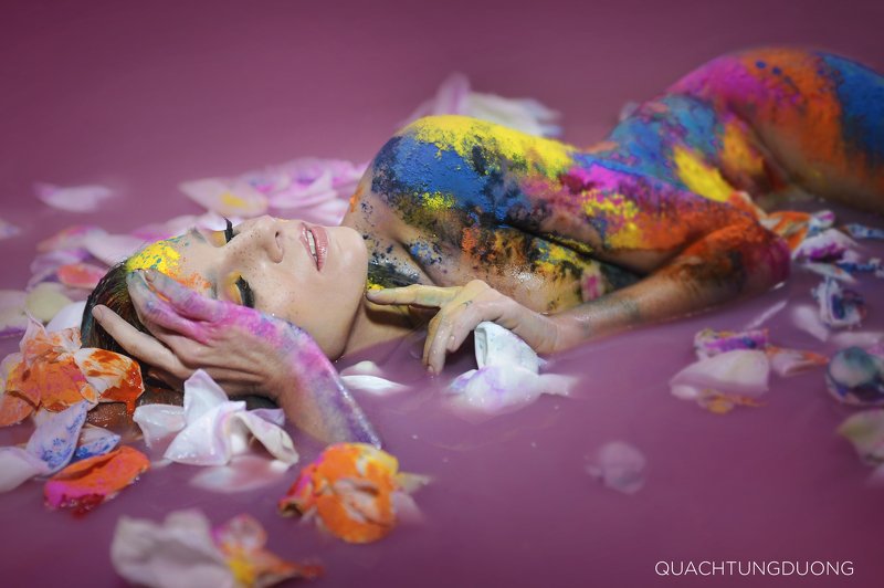 model Holy Passionphoto preview