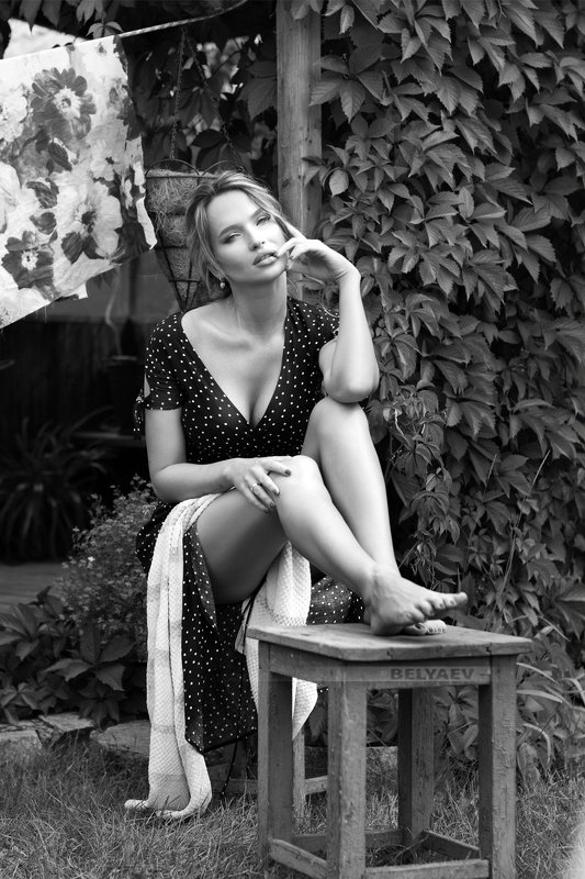 woman, outdoor, sensual, dress, blackandwhite, belyaev Irinaphoto preview