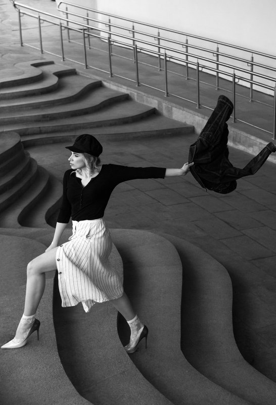 fashion streetfashion In Defiancephoto preview