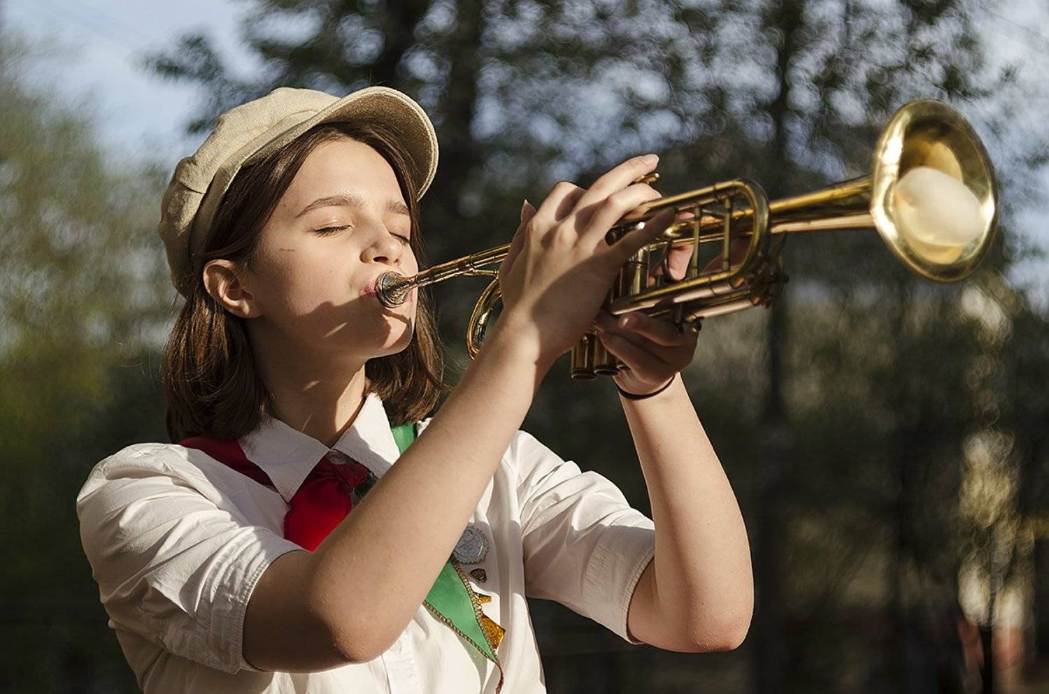 жвачка в трубе, комсомол пионер минск беларусь, Артём Кобызев