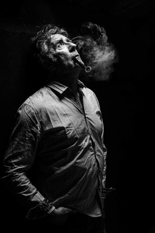 мужской портрет photo preview