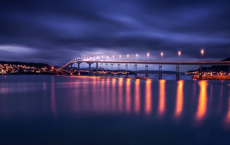 Night landscape  Bridge of Lifephoto preview