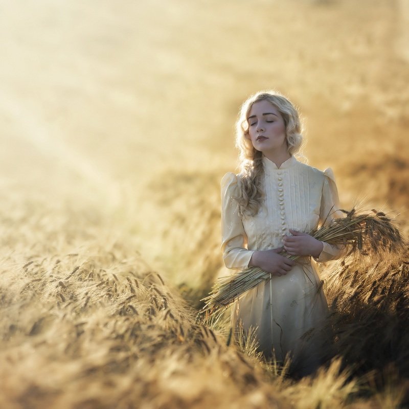 #vintage #portrait #sunrise #photomodel #polishgirl #story #summer summertimephoto preview