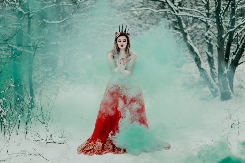 red winter portrait photo preview