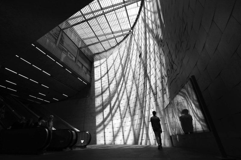 cais do sodre, portugal, lisbon, luis lobo henriques, shadows, architecture The webphoto preview