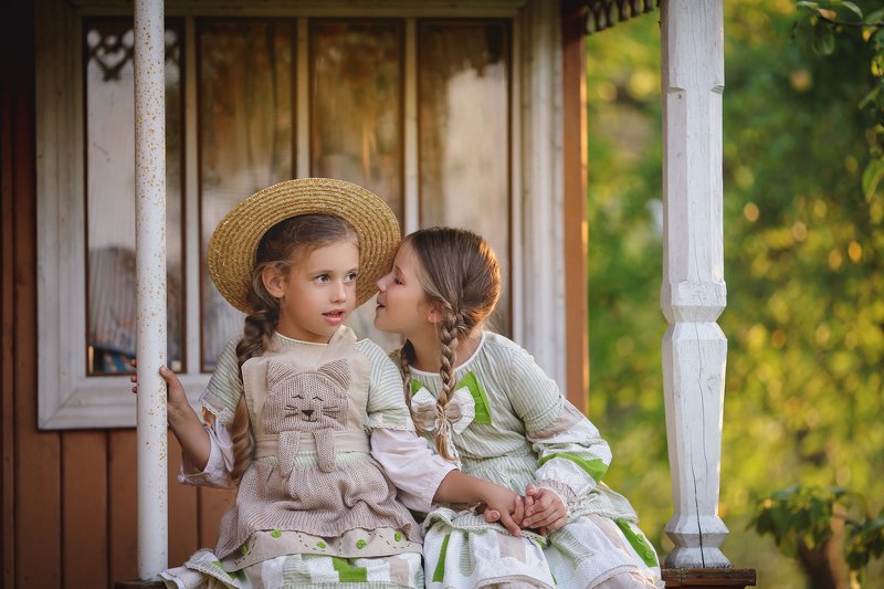 Подружкиphoto preview