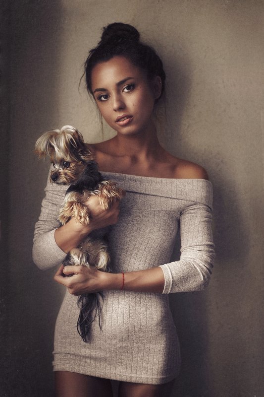 karenabramyan,portrait,art,picture,girl,dress,fashion,dailyart,dailypic,,cute,nice,karenabramyanphotography,style Girl with dogphoto preview
