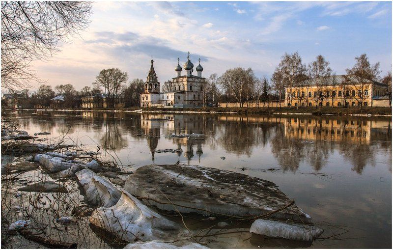 вологда, весна, отражение Вологодские отраженияphoto preview