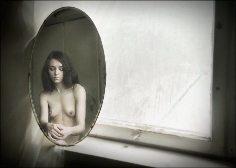 Забытое зеркалоphoto preview