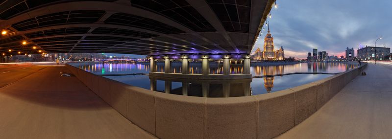 radisson, гостиница украина, новоарбатский мост, москва прячась под Новоарбатскимphoto preview