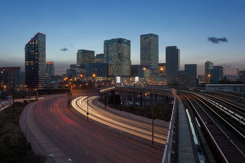 blue hour, canary wharf, london, Skyscrapers, uk, англия, лондон, Небоскребы London: Canary Wharf trafficphoto preview